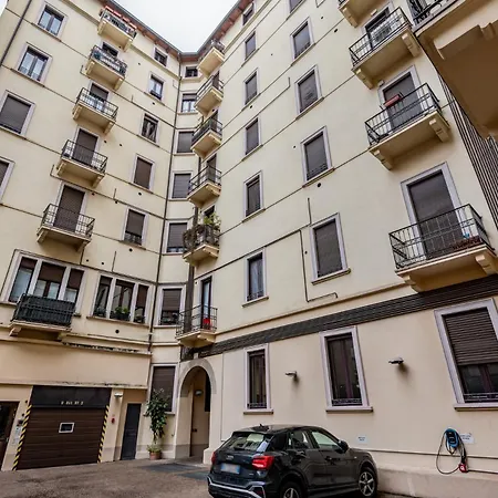 Daire Via Settembrini 7 2 Pax Wi-fi Milano